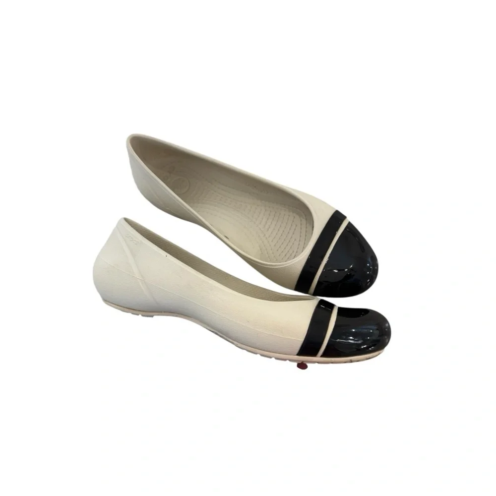 Crocs Women's Cap Toe Flat, specifically in the Stucco / Black color combination